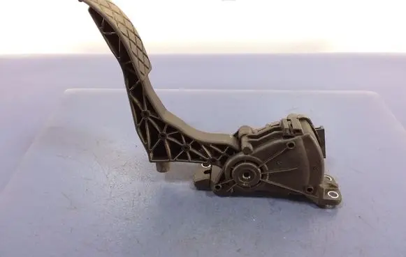 Seat Ibiza IV (6J,6P) Accelerator throttle pedal 6Q1721503M