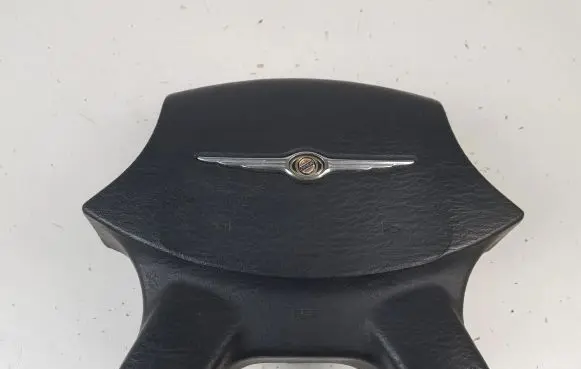 Chrysler Pacifica Steering wheel airbag