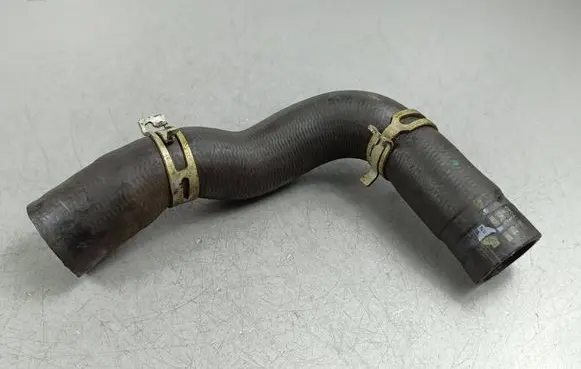 Nissan Pulsar Coolant pipe/hose 