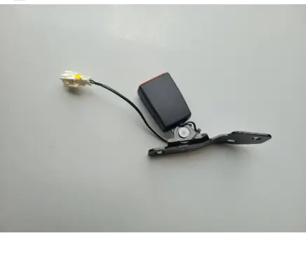 Fiat 500X Middle seatbelt buckle (rear) 735641550 050516 34210665C
