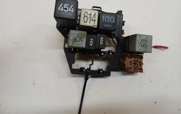 Volkswagen Transporter - Caravelle T5 Fuse box set 7E0937503B