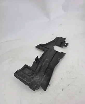 Toyota Avensis T250 Intercooler air guide/duct channel 5329305060