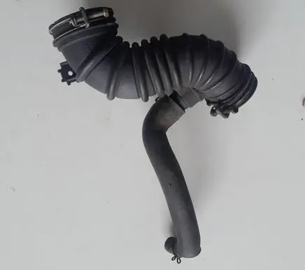 Toyota Corolla E120 E130 Air intake hose/pipe 1788122130