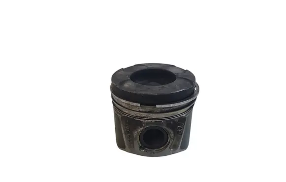 Opel Corsa D Piston 