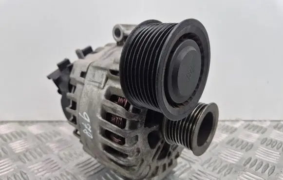 BMW 7 F01 F02 F03 F04 Generator/alternator part 7603778 TG23C033 2610240B