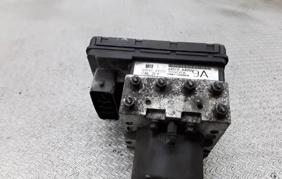 Toyota Avensis Verso ABS Pump 8954144050 4451044050