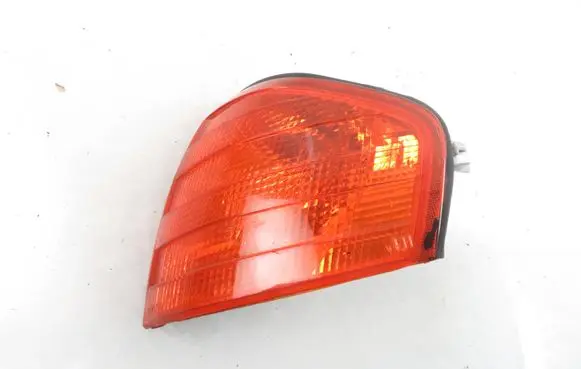 Mercedes-Benz C AMG W202 Front indicator light 