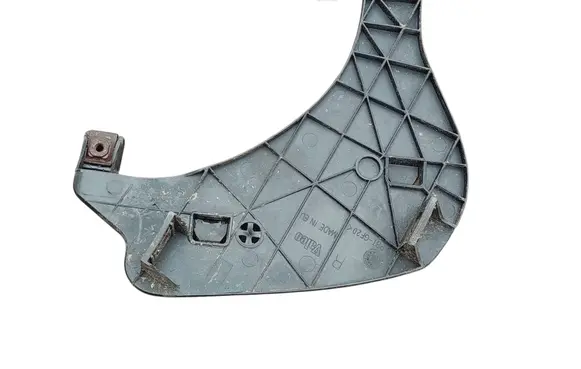 Audi A4 S4 B6 8E 8H Headlight/headlamp mounting bracket 