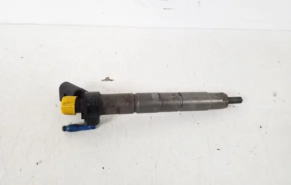 Mercedes-Benz E W213 Fuel injector A6540700187