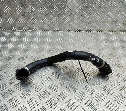 BMW 3 G20 G21 Engine coolant pipe/hose 8650981