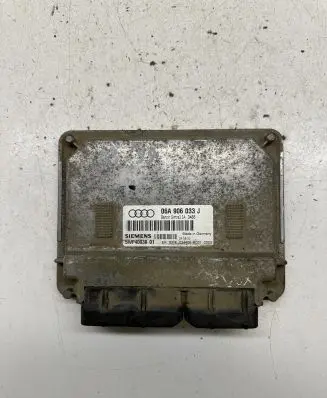 Audi A3 S3 8L Engine control unit/module 06A906033J 5WP40038