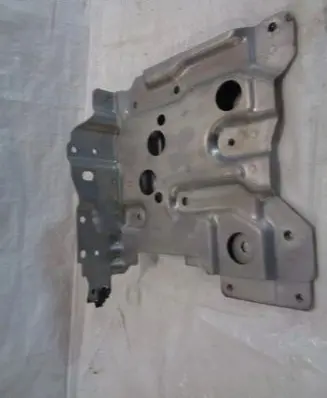 Renault Kadjar ABS pump bracket 237313LM1A