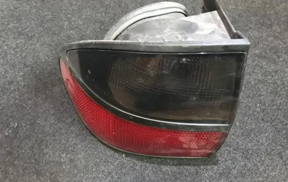 Renault Laguna I Rear/tail lights 7700820052