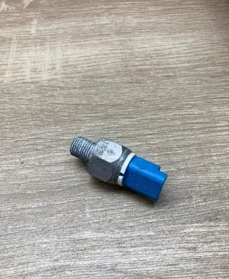 Citroen C8 Oil pressure sensor 02056835102