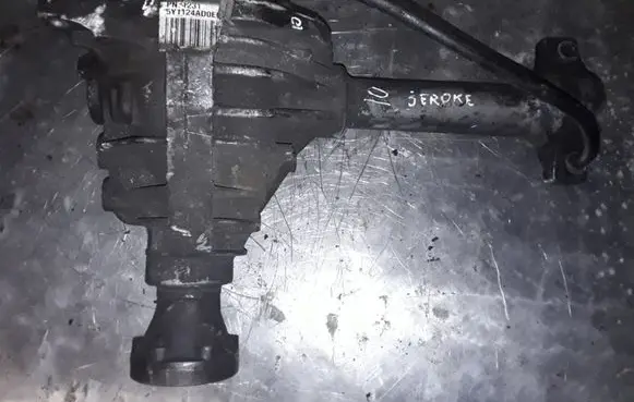 Jeep Cherokee Front differential PN1231 5Y1124AD