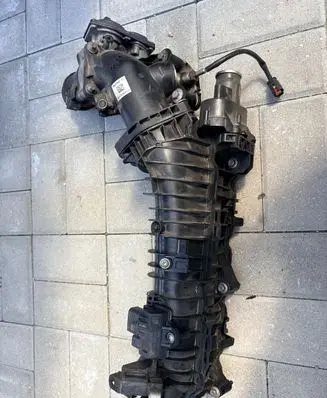 BMW 5 F10 F11 Intake manifold 7807991