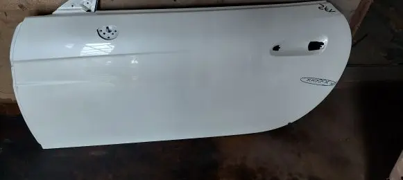 Door (2 Door Coupe)