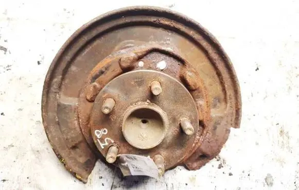 Toyota Prius (XW20) Rear wheel hub