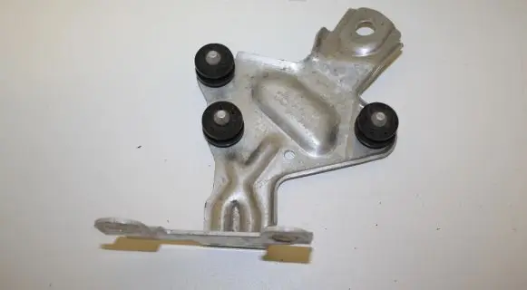 Audi Q7 4M ABS pump bracket 4M0614125G