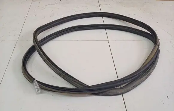 Renault Espace - Grand espace IV Trunk rubber seal (body) 