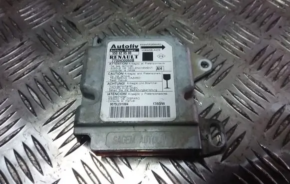 Renault Scenic I Airbag control unit/module 7700430060B 550629500