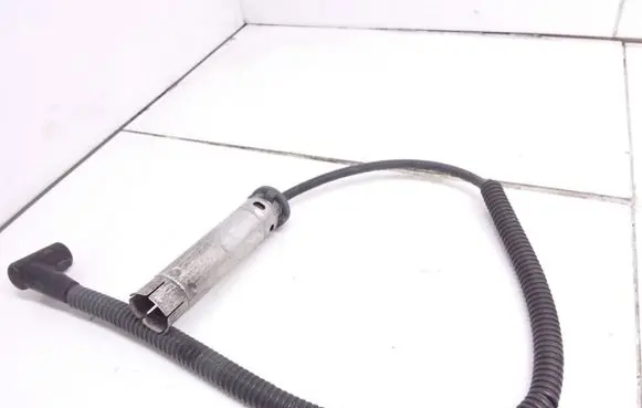 Chrysler Voyager Ignition plug leads 4686250