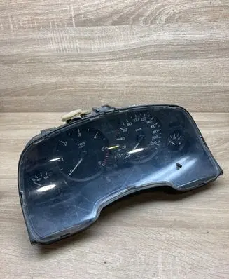 Opel Zafira A Speedometer (instrument cluster) 09228757 EJ09228757