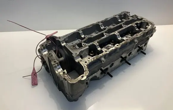 Mercedes-Benz E W211 Engine head R6420163901 6420163901 A6420106720