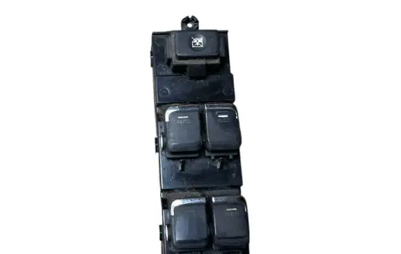 KIA Ceed Electric window control switch 49D4901110 MA60 93570A2600