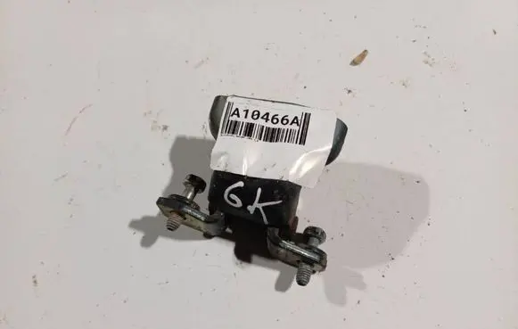 Mitsubishi Galant Rear door lower hinge