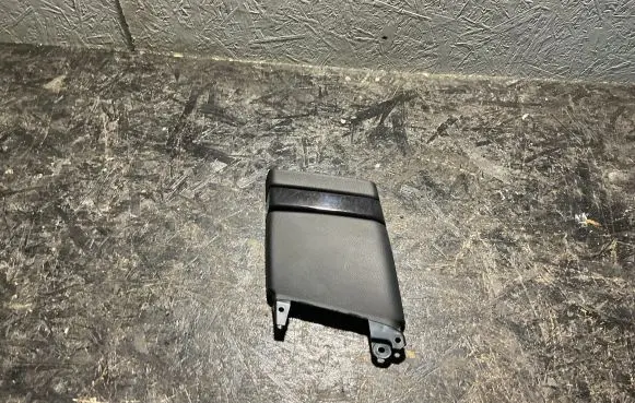 BMW 5 GT F07 (B) pillar trim (top) 1751600 56085711
