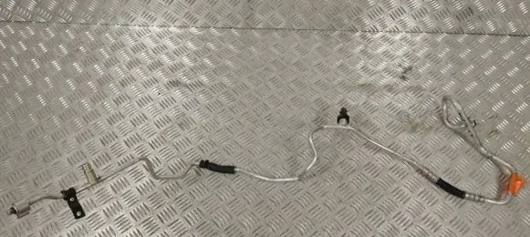 Jaguar XF Air conditioning (A/C) pipe/hose