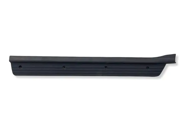 Toyota Land Cruiser (HDJ90) Front sill trim cover 6791460020