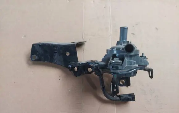 Toyota Auris E180 Electric auxiliary coolant/water pump G904052010