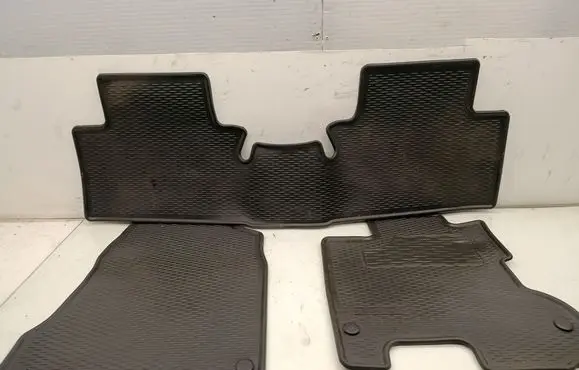 Renault Koleos I Car floor mat set 7711423582
