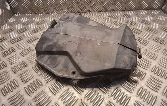 Nissan Qashqai Timing belt guard (cover) 135630596R