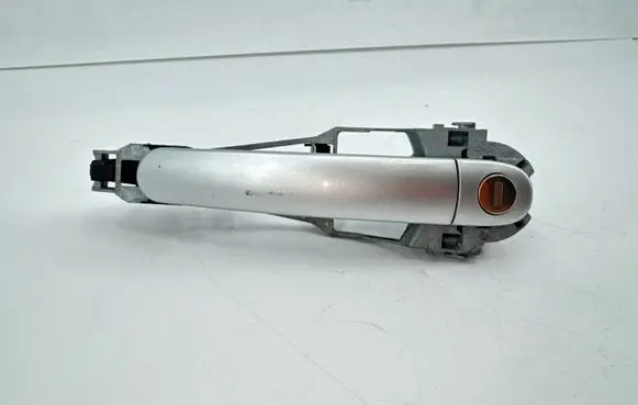 Skoda Octavia Mk2 (1Z) Front door exterior handle 1U0837885B