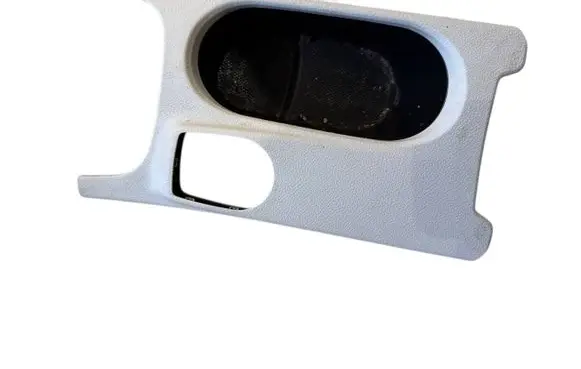 Mercedes-Benz B W246 W242 Cup holder front A2466800810 10092012 1229410A