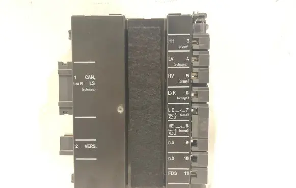 Mercedes-Benz E W211 Door control unit/module A2118704726