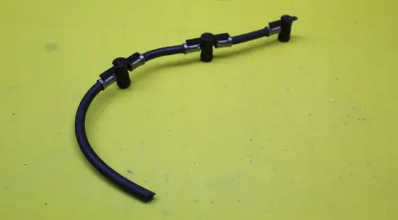 Audi A4 S4 B7 8E 8H Fuel return line/hose 