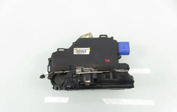 Volkswagen Transporter - Caravelle T5 Front door lock 3B1837016BQ