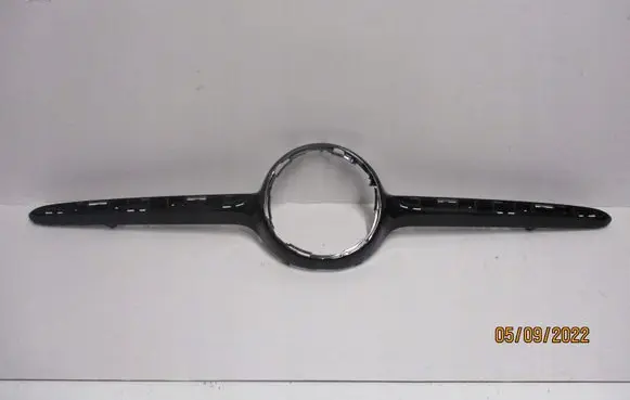 Peugeot Partner III Front bumper upper radiator grill A1778880300
