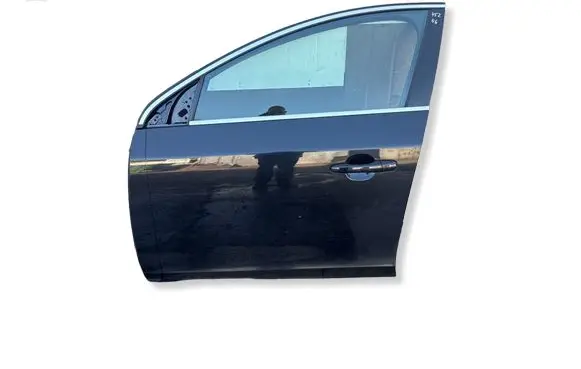 Volvo S60 Front door 