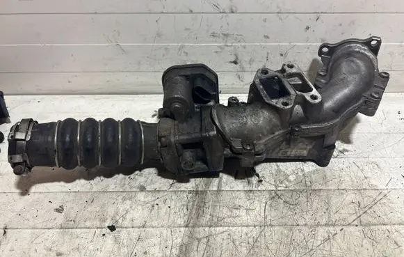 Opel Meriva A Intake manifold 8973858233 700997110 0704500067