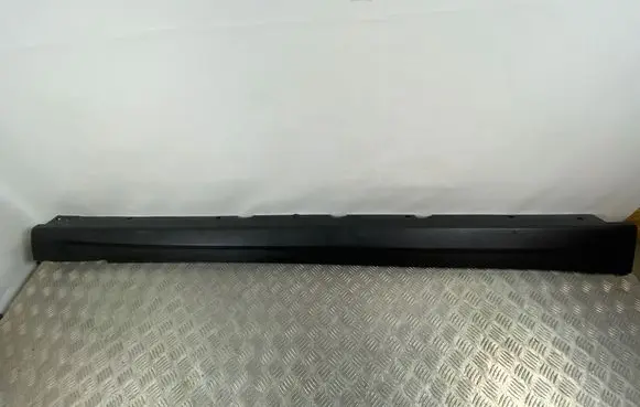 Alfa Romeo Stelvio Sill