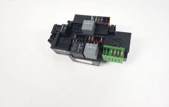 Mercedes-Benz C W205 Fuse module A2229063701