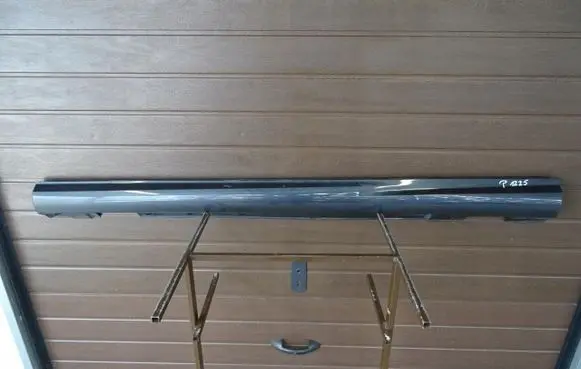 Front sill (body part)