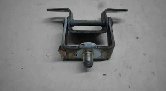 Mazda 3 II Tailgate/trunk/boot hinge