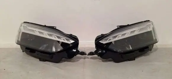 Audi A5 Headlight/headlamp 8W6941039
