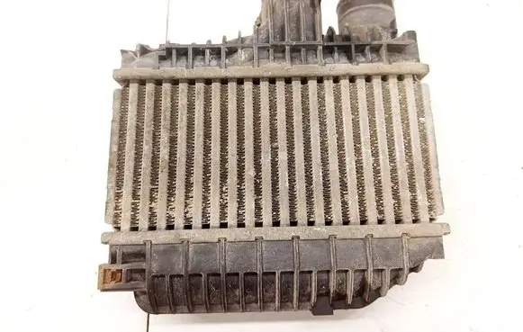 Toyota Avensis T250 Intercooler radiator 8730670